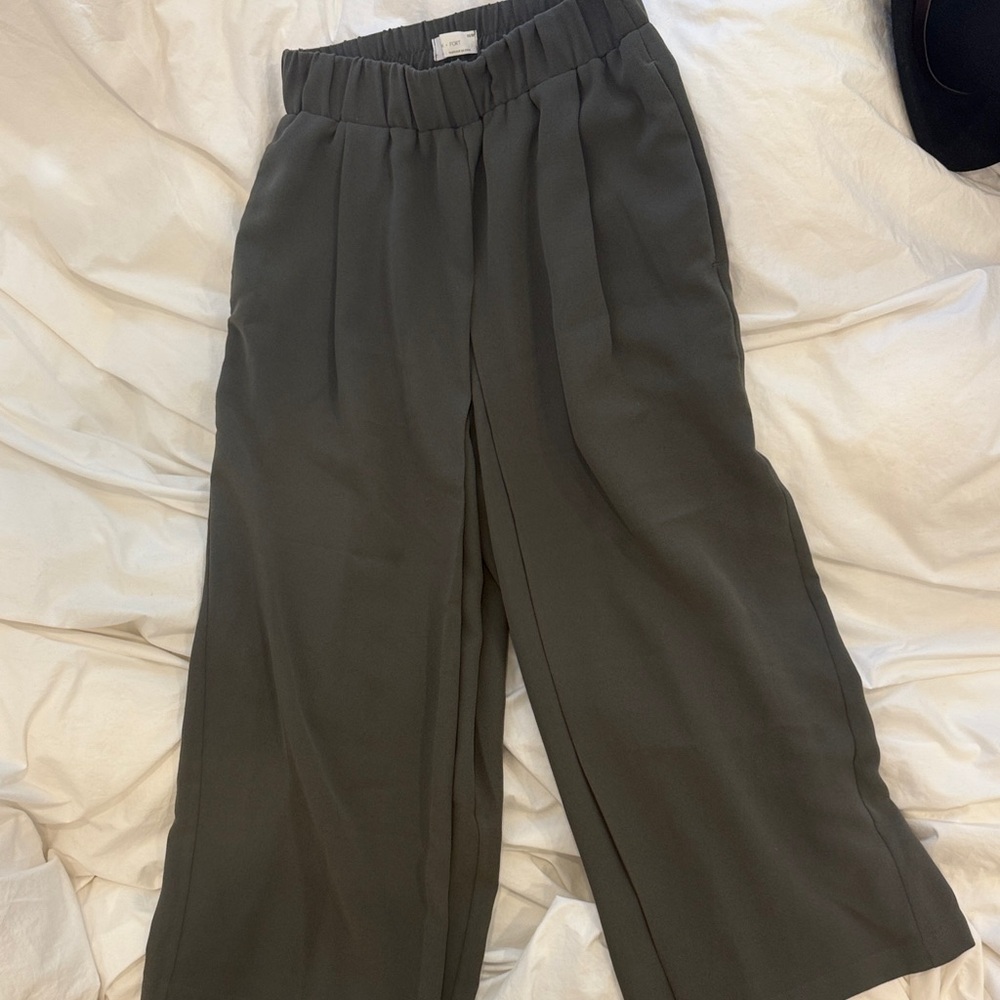 Oak+ Fort gaucho pant olive green size XS